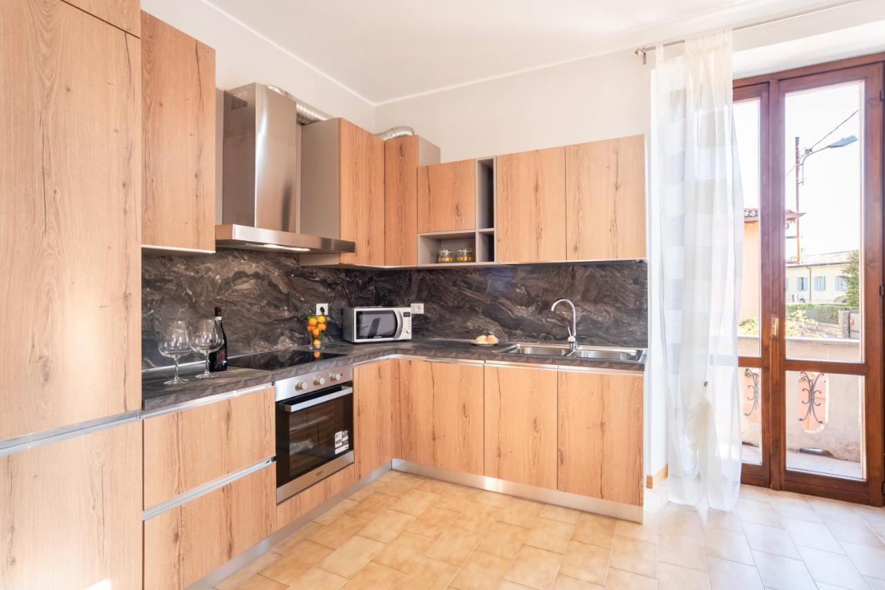 Le Tre Ninfee Di Pusiano! Free Parking Apartamento Exterior foto