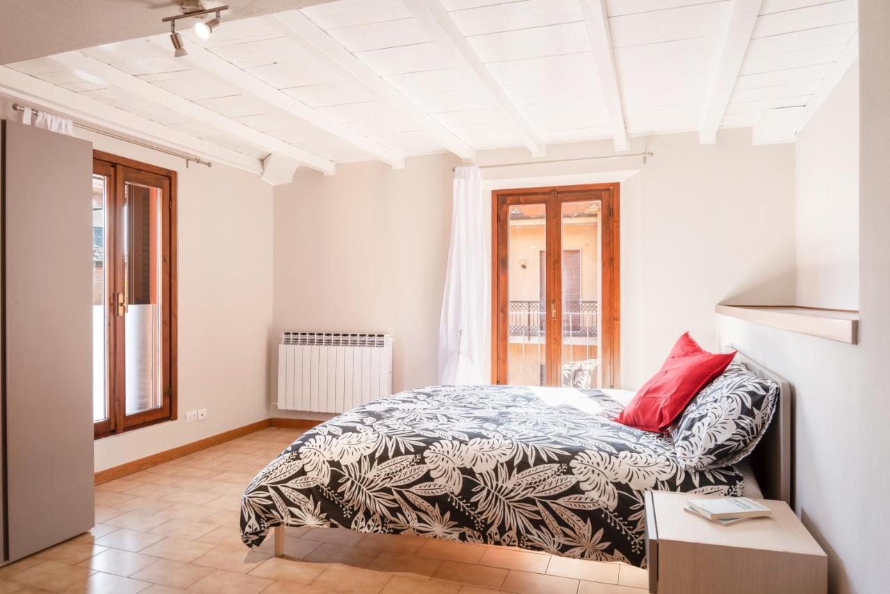 Le Tre Ninfee Di Pusiano! Free Parking Apartamento Exterior foto