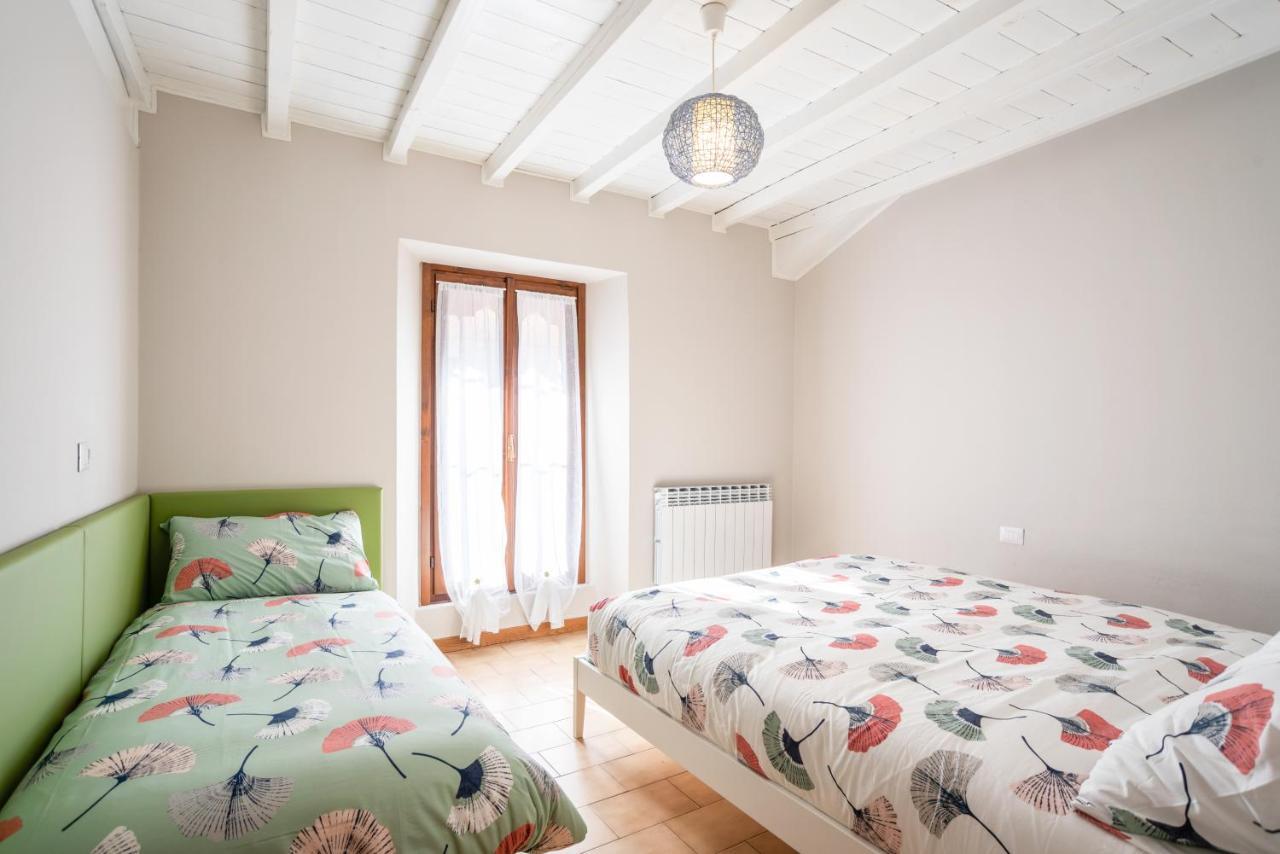 Le Tre Ninfee Di Pusiano! Free Parking Apartamento Exterior foto