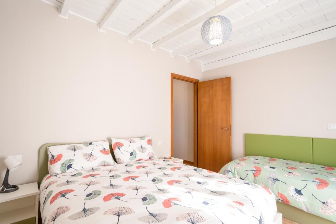 Le Tre Ninfee Di Pusiano! Free Parking Apartamento Exterior foto