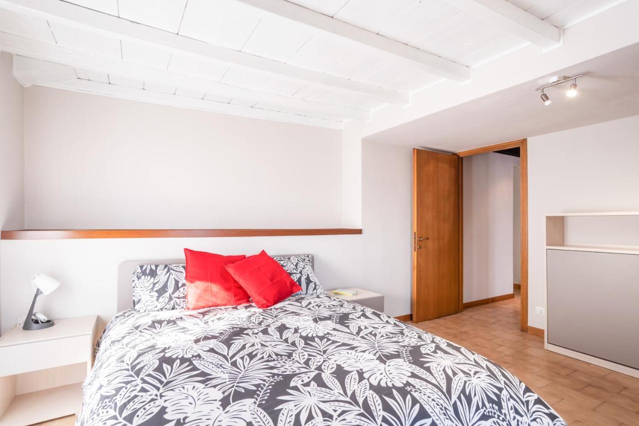 Le Tre Ninfee Di Pusiano! Free Parking Apartamento Exterior foto